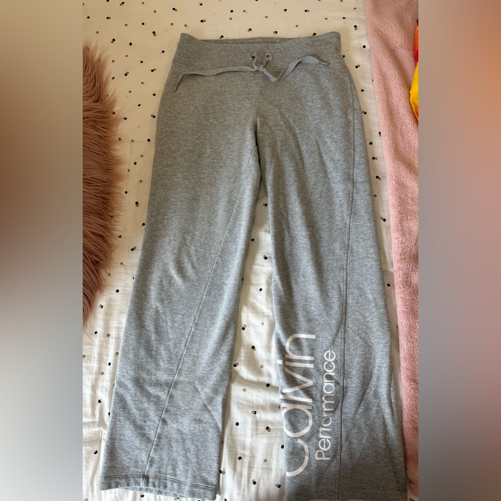 Calvin Klein Size S Grey Sweatpants